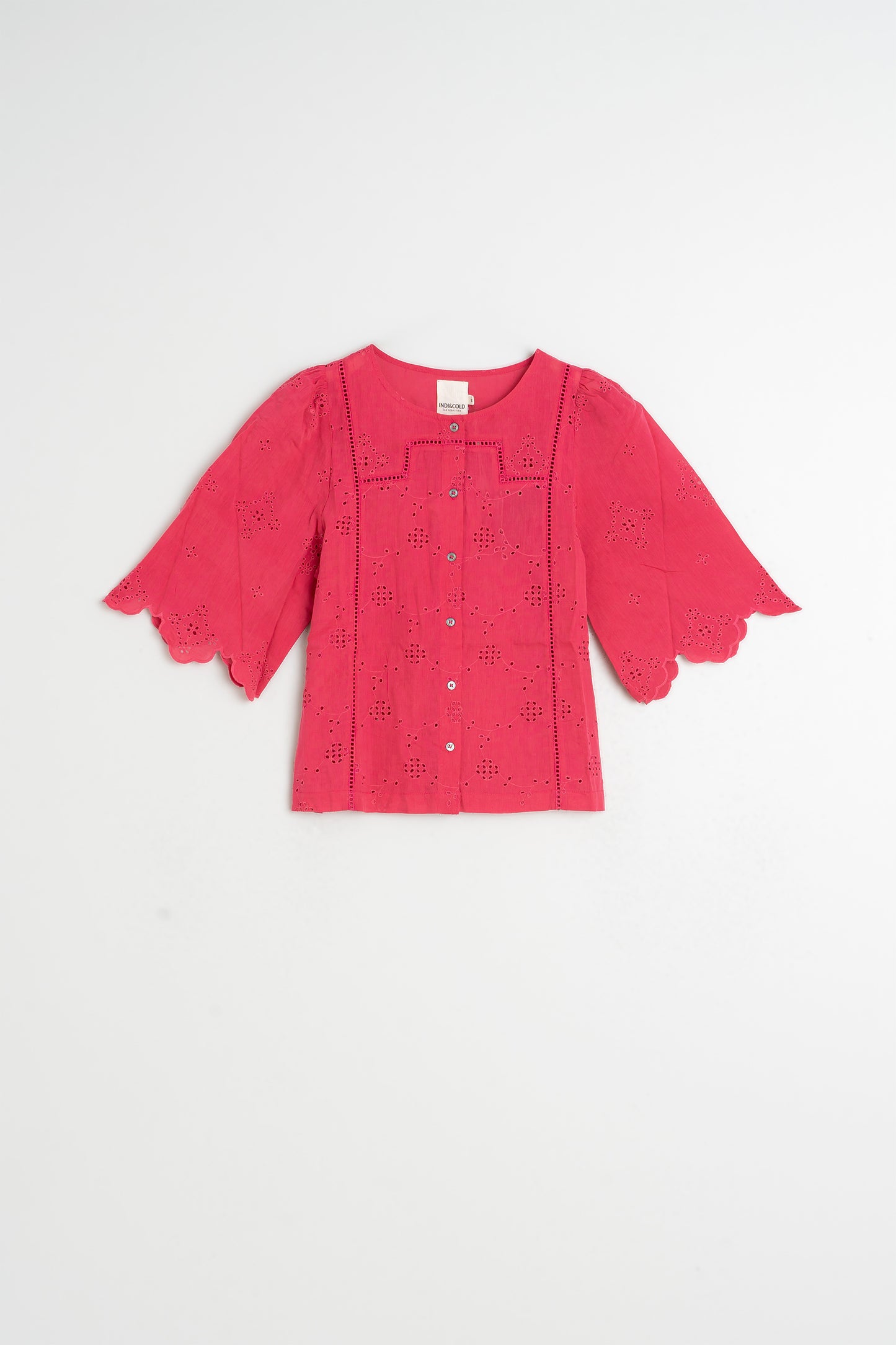 CAMISA BOX BORDADO SUIZO