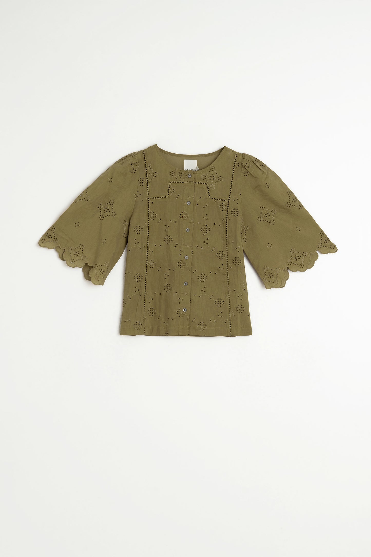 CAMISA BOX BORDADO SUIZO