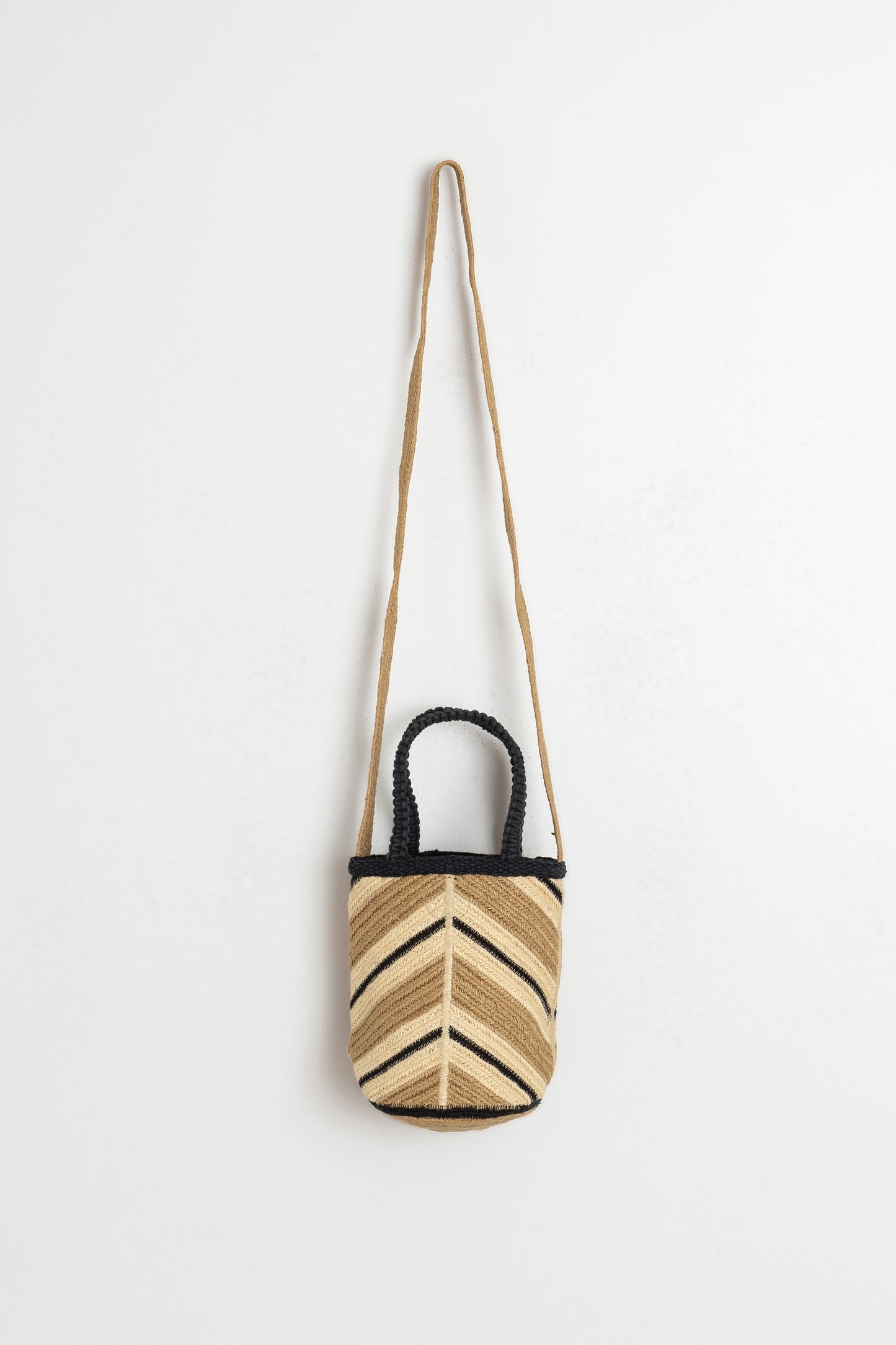 MINI BOLSO BOMBONERA RAFIA