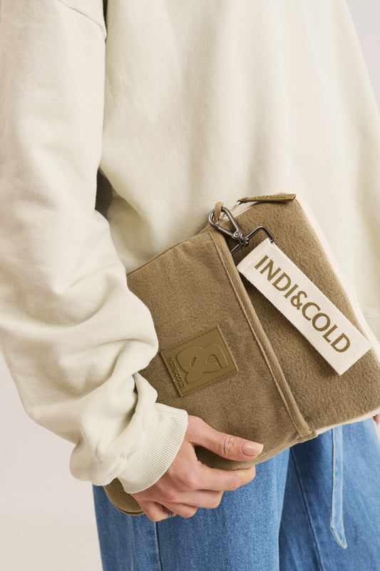 FUNDA ACOLCHADA EN LONA RECICLADA 1