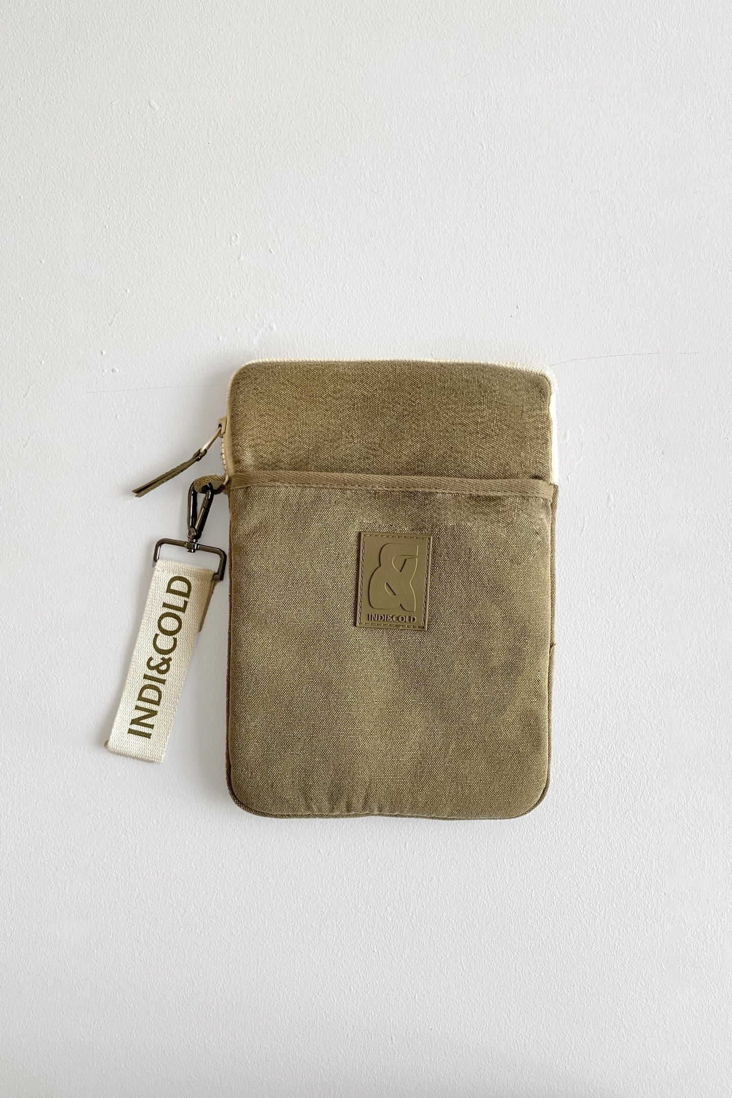 FUNDA ACOLCHADA EN LONA RECICLADA