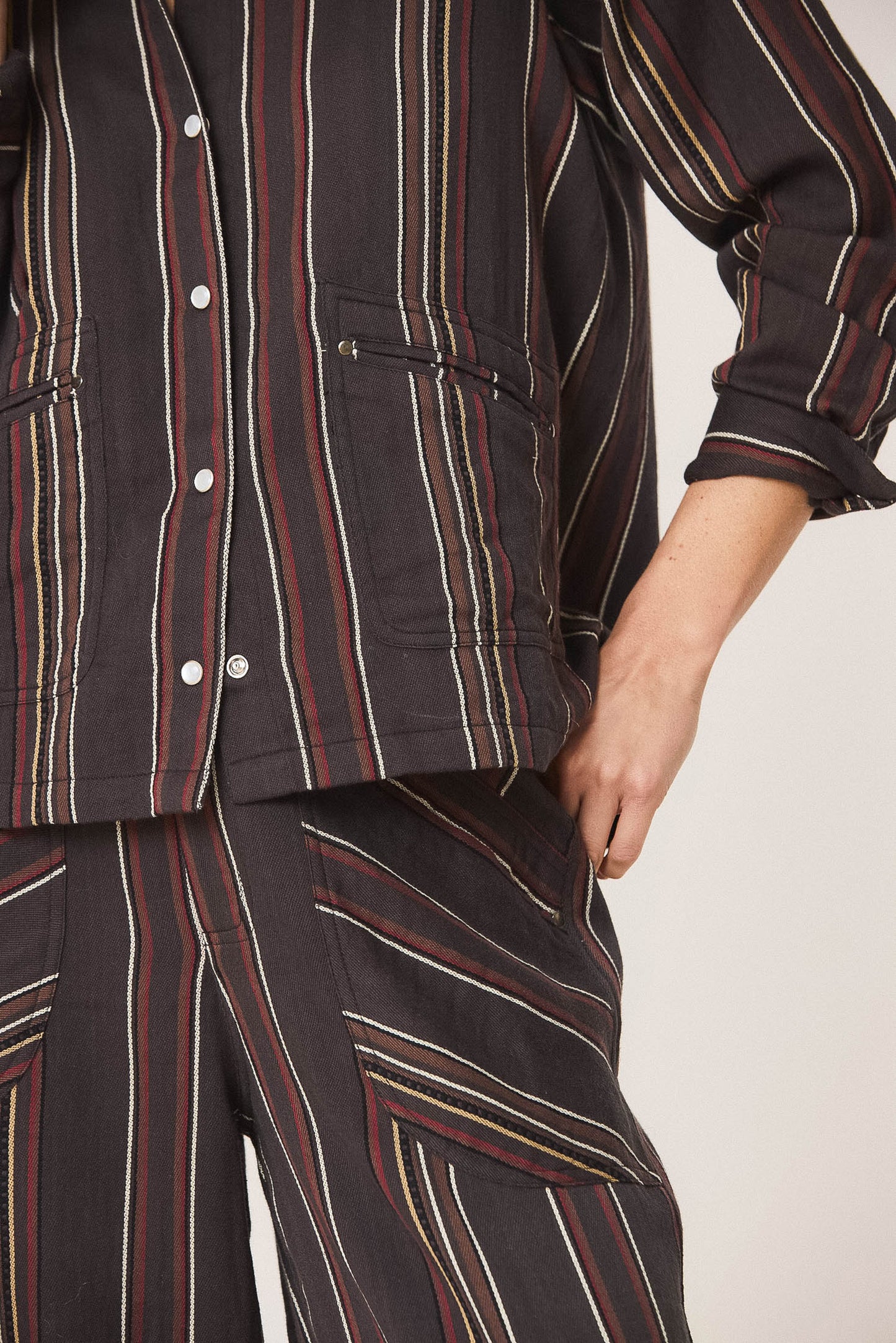 STRIPED OVERSHIRT