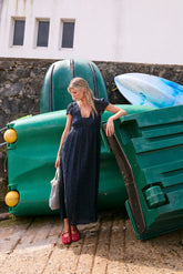 VESTIDO MIDI BORDADO