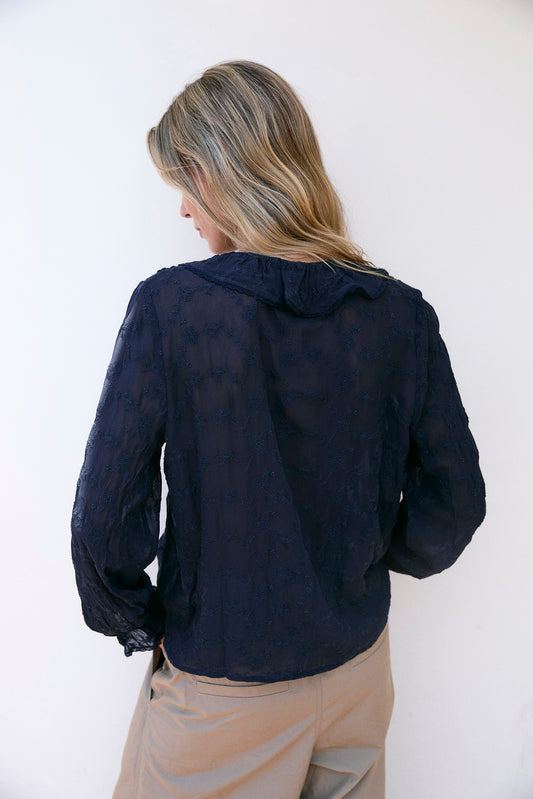 CAMISA ROMÁNTICA BORDADA VOLANTES 3