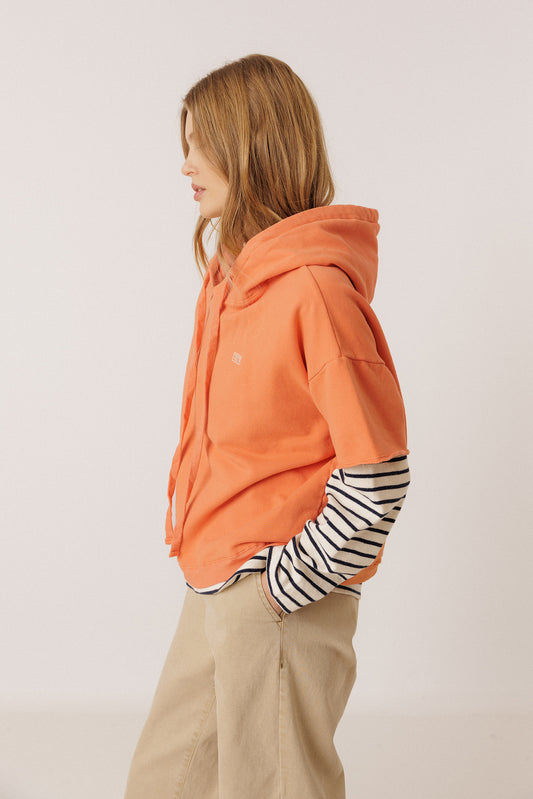 SUDADERA CON CAPUCHA MANGA CORTA 3