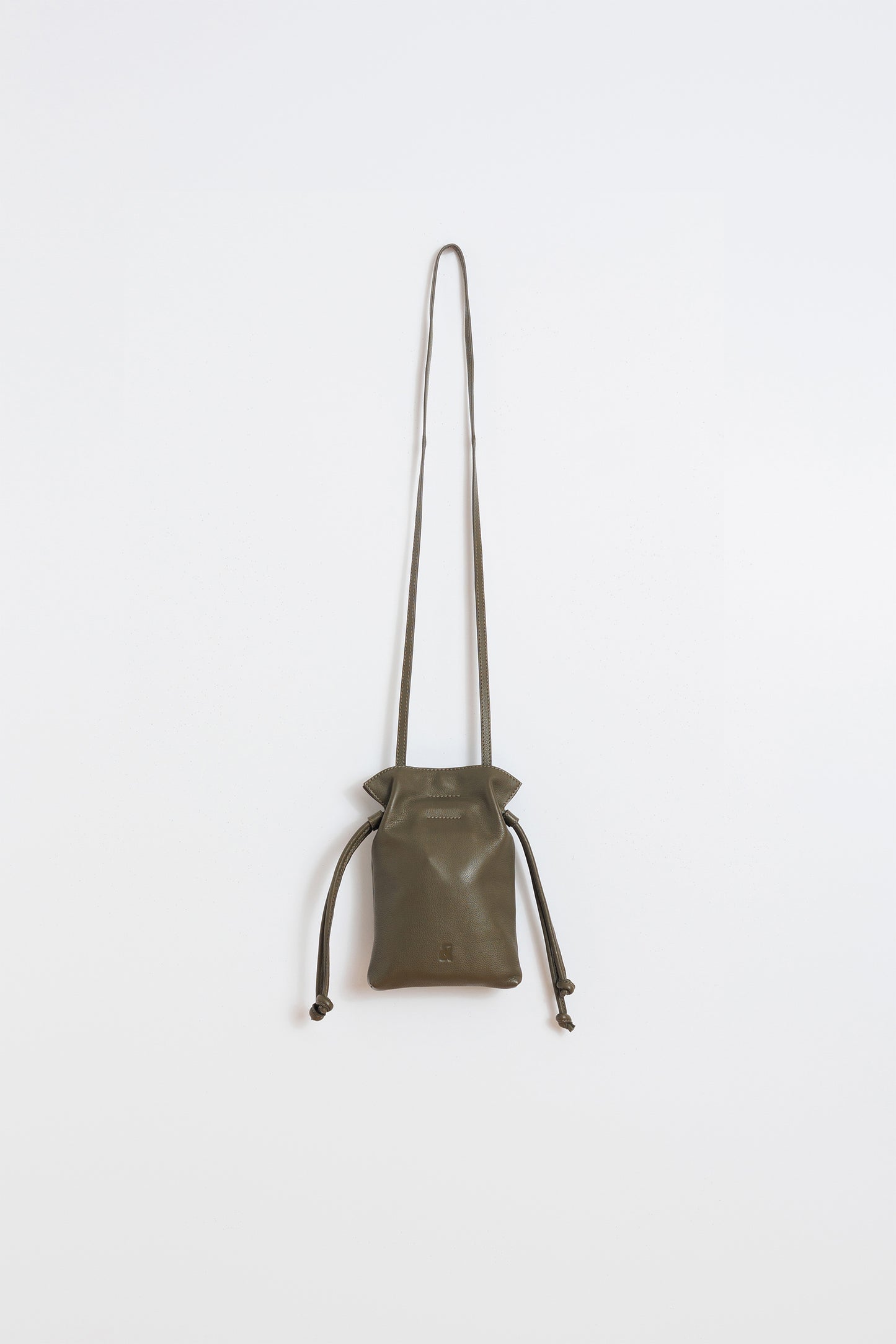 MINI BOLSO PIEL FRUNCIDA