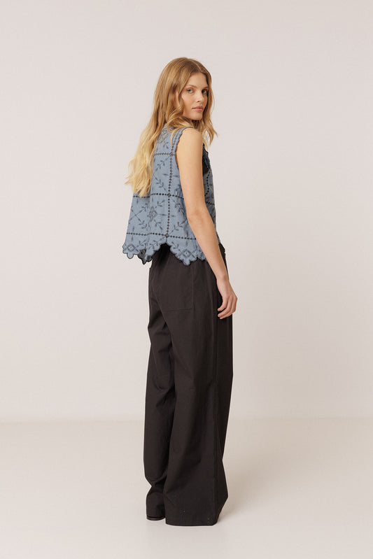 PANTALÓN ENGOMADO POPELÍN 2