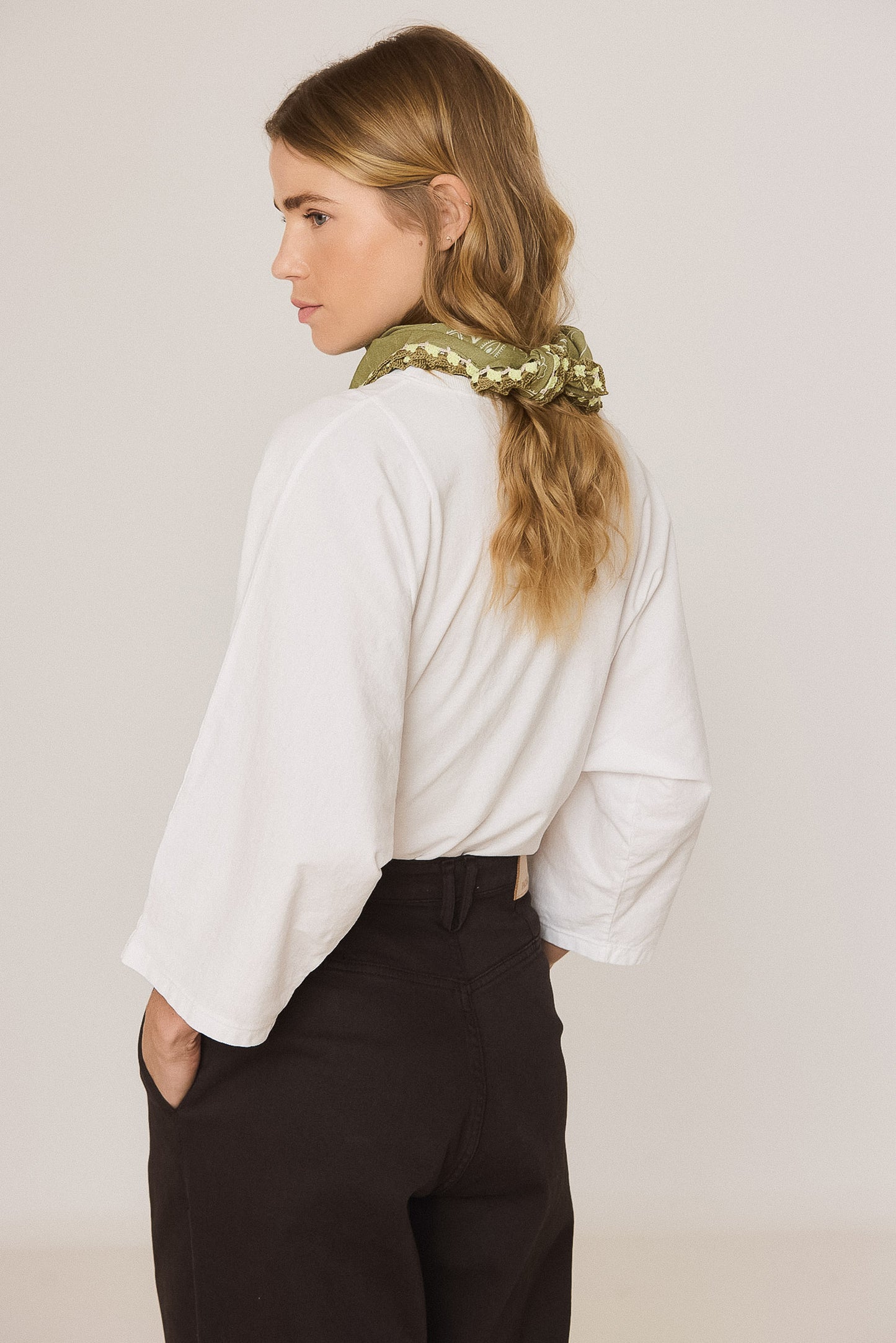 BANDANA CON REMATES CROCHET
