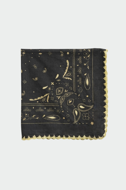 BANDANA CON REMATES CROCHET 2