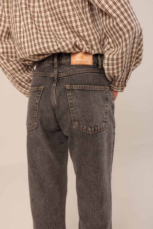 PANTALÓN DENIM VUELTO 3