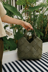 BOLSO NUDOS PIEL