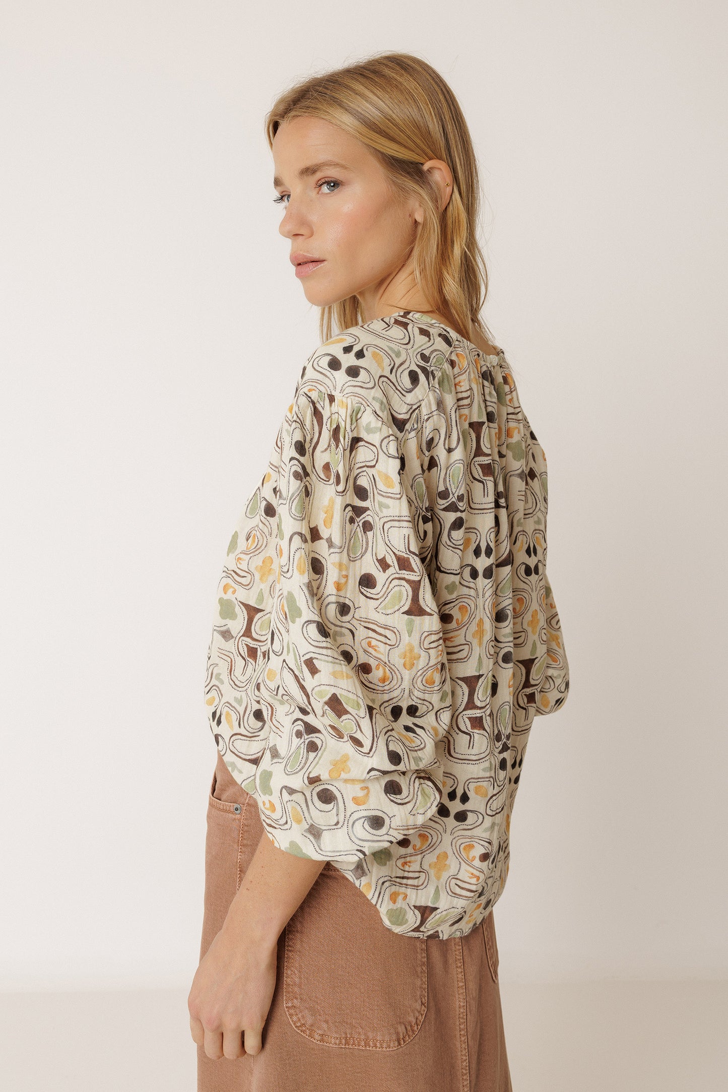 BLUSA ESTAMPADA DOBLE GASA