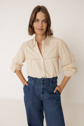  CAMISA CUELLO CROCHET