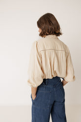  CAMISA CUELLO CROCHET