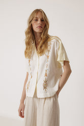 CAMISA TIPO GUAYABERA
