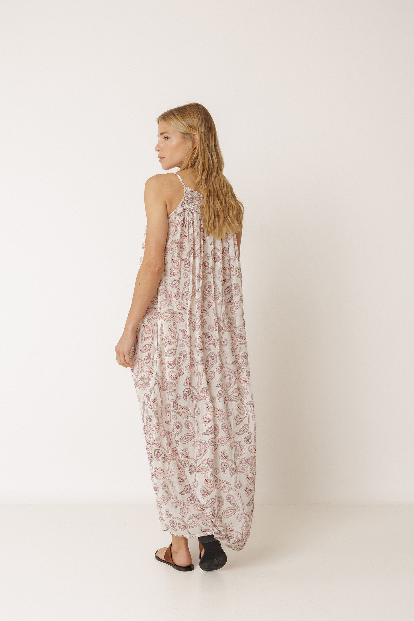 VESTIDO HALTER ESTAMPADO