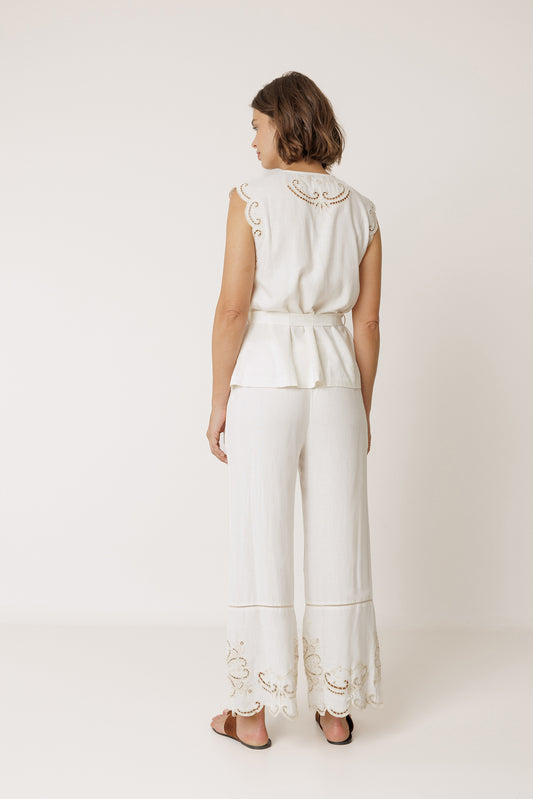 PANTALON BAJO BORDADO 4