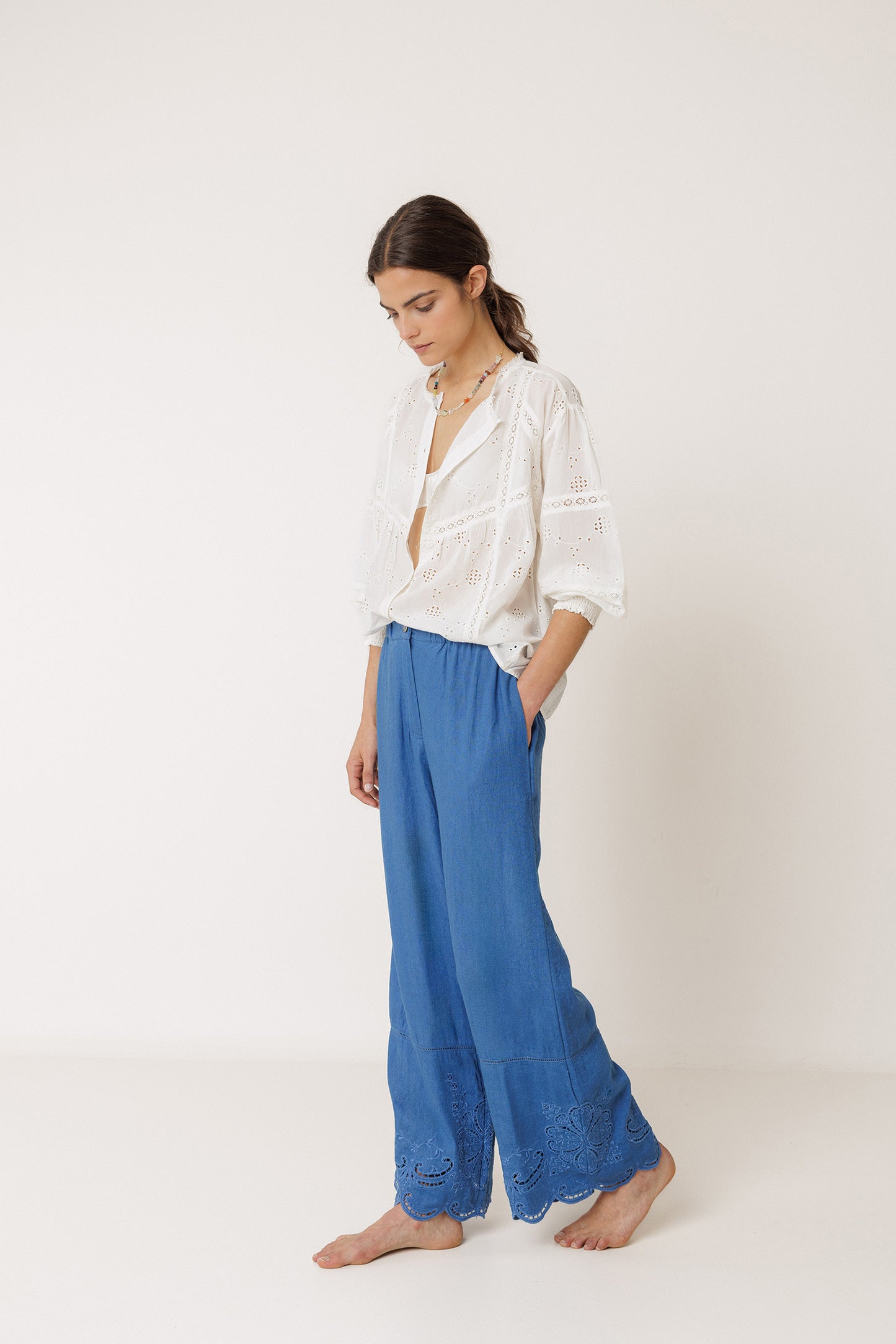 [CL] EMBROIDERED-HEM PANT