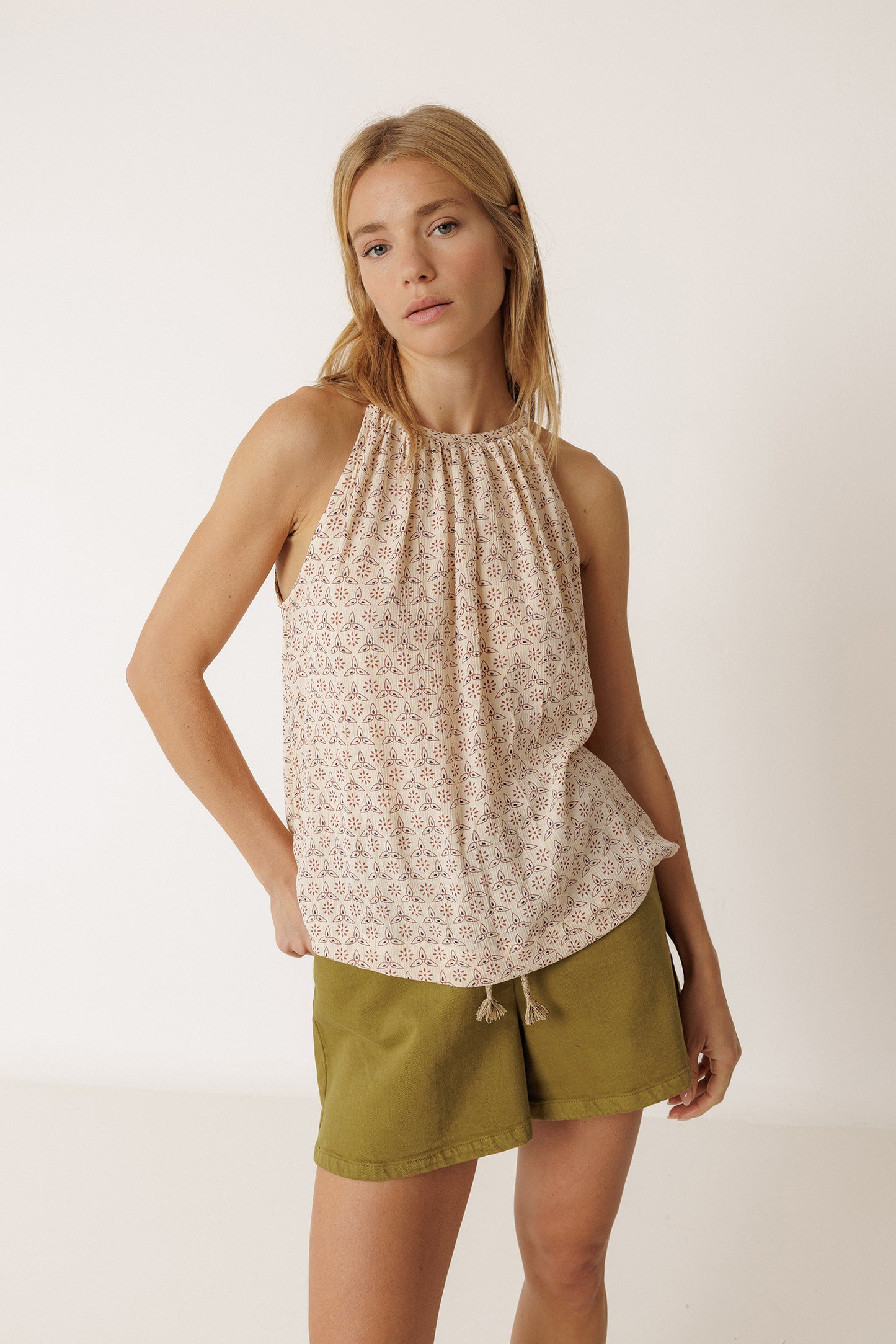 [CL] STRAPPY VISCOSE TOP