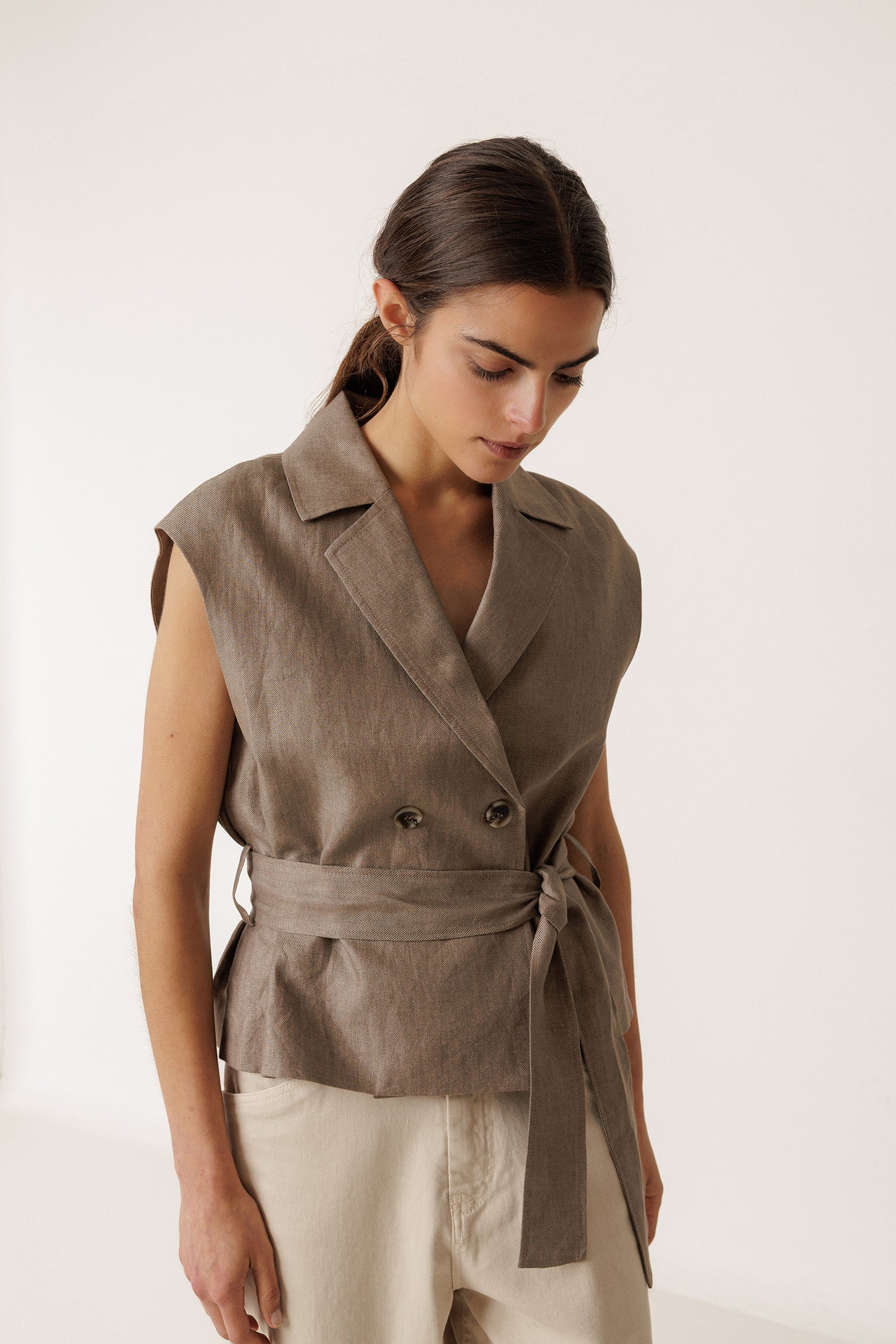 [CL] LINEN VEST
