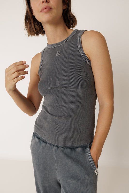 CAMISETA TIRANTES ANAGRAMA 2