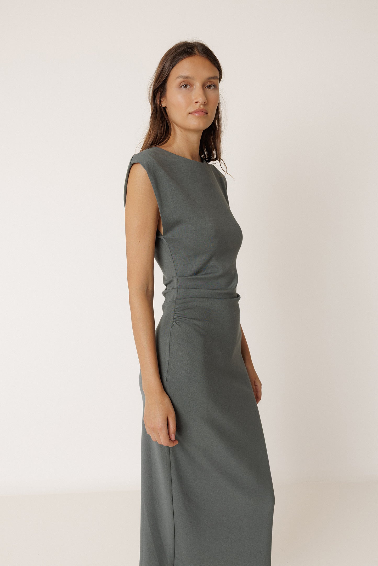 VESTIDO AJUSTADO PLIEGUES