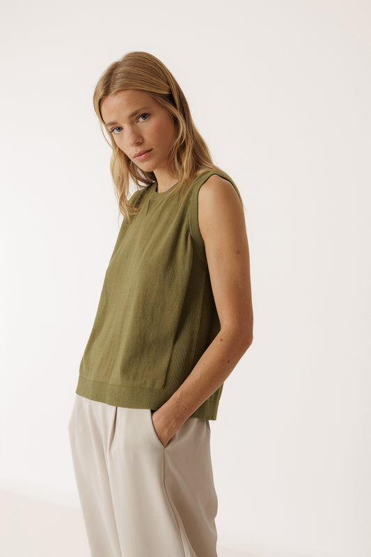 [CL] ORGANIC COTTON VEST 4